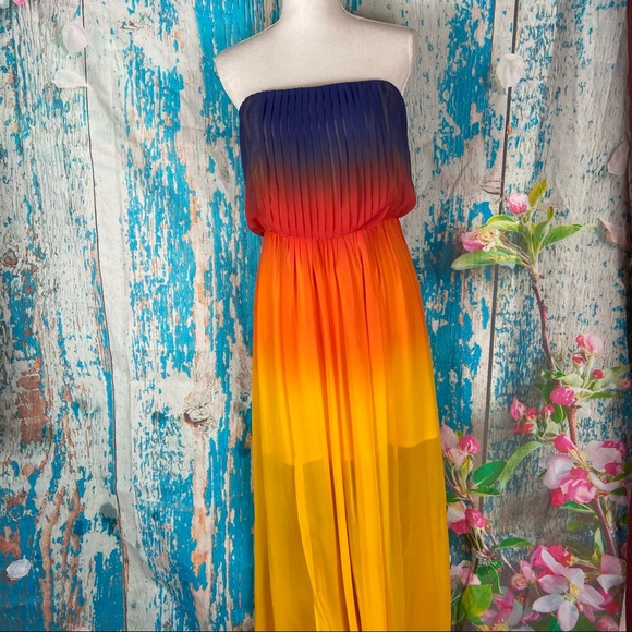 Bisou Bisou Dresses & Skirts - Bisou bisou pleated rainbow ombré maxi dress pride